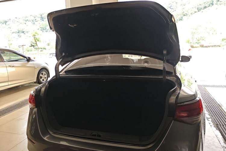 Used Nissan Sylphy 2021 1.6L XL CVT Enjoyment Edition Trunk