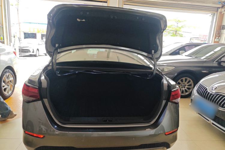Used Nissan Sylphy 2021 1.6L XL CVT Enjoyment Edition Trunk