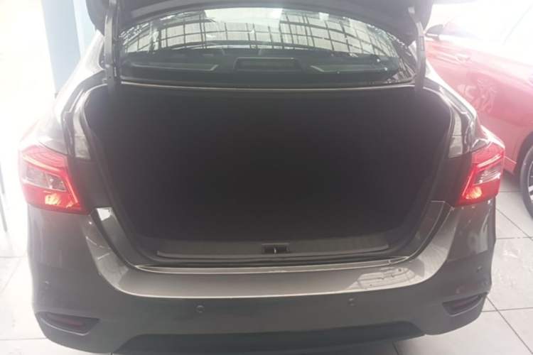 Used Nissan Sylphy 2021 Classic 1.6XE CVT Comfort Edition Trunk