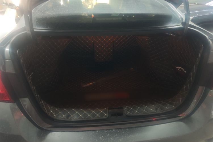Used Nissan Sylphy 2021 Classic 1.6XL CVT Luxury Edition Trunk