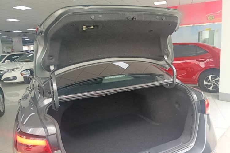 Used Nissan Sylphy 2021 1.6L XL CVT Enjoyment Edition Trunk