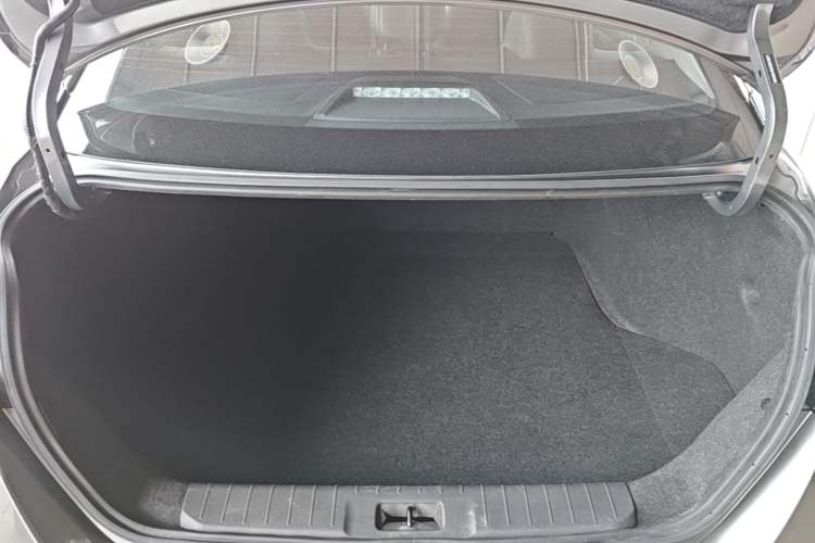 Used Nissan Sylphy 2021 1.6L XL CVT Enjoyment Edition Trunk