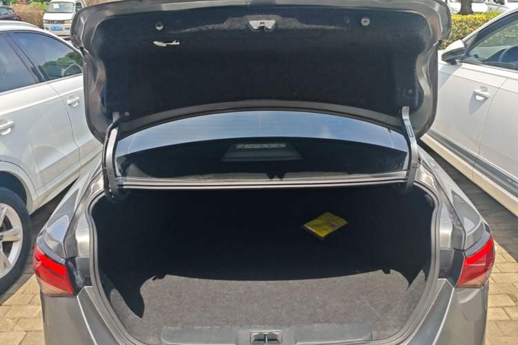 Used Nissan Sylphy 2021 1.6L XL CVT Enjoyment Edition Trunk