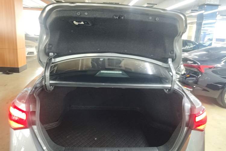 Used Nissan Sylphy 2021 1.6L XL CVT Enjoyment Edition Trunk