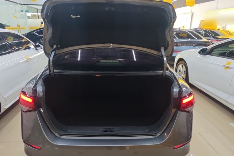 Used Nissan Sylphy 2021 1.6L XL CVT Enjoyment Edition Trunk