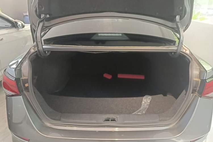 Used Nissan Sylphy 2021 1.6L XL CVT Enjoyment Edition Trunk