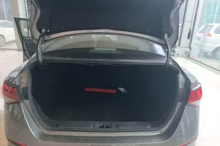 Used Nissan Sylphy 2021 1.6L XL CVT Enjoyment Edition Trunk