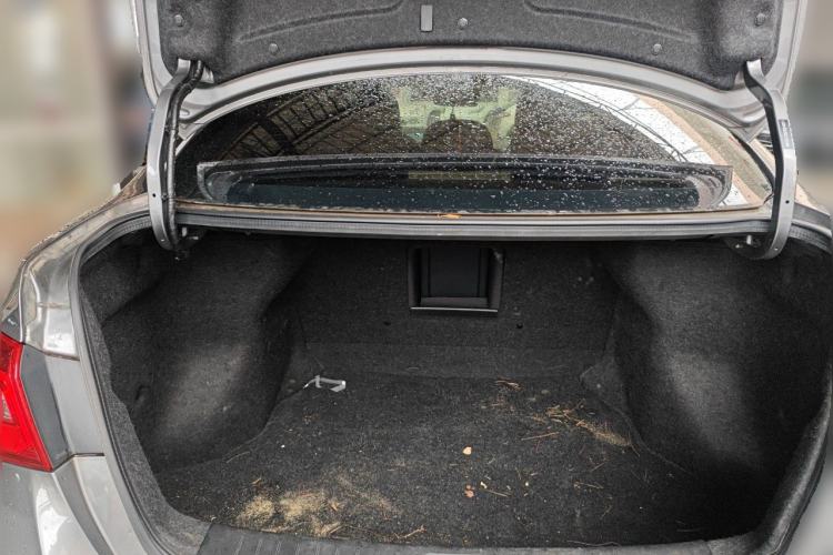 Used Nissan Sylphy 2021 Classic 1.6XL CVT Luxury Edition Trunk
