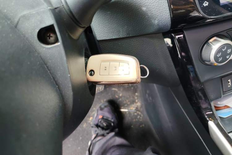Used Nissan Sylphy 2021 Classic 1.6XL CVT Luxury Edition Vehicle Key