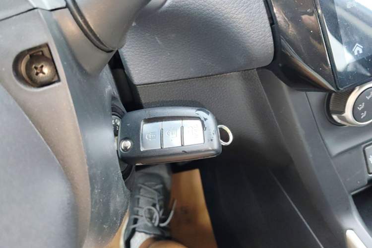 Used Nissan Sylphy 2021 Classic 1.6XE CVT Comfort Edition Vehicle Key