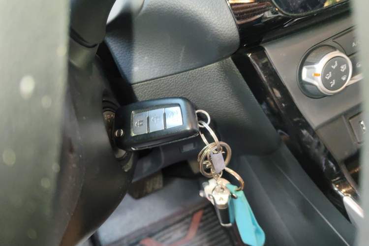 Used Nissan Sylphy 2021 Classic 1.6XL CVT Luxury Edition Vehicle Key