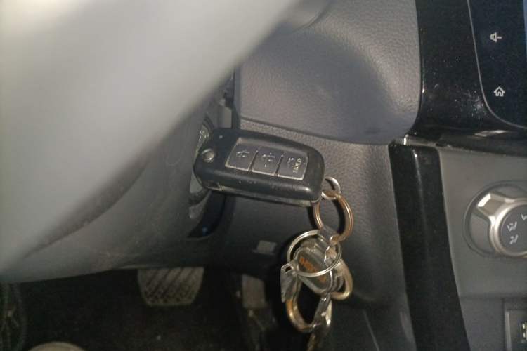 Used Nissan Sylphy 2021 Classic 1.6XL CVT Luxury Edition Vehicle Key