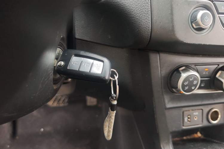 Used Nissan Sylphy 2021 Classic 1.6XE CVT Comfort Edition Vehicle Key