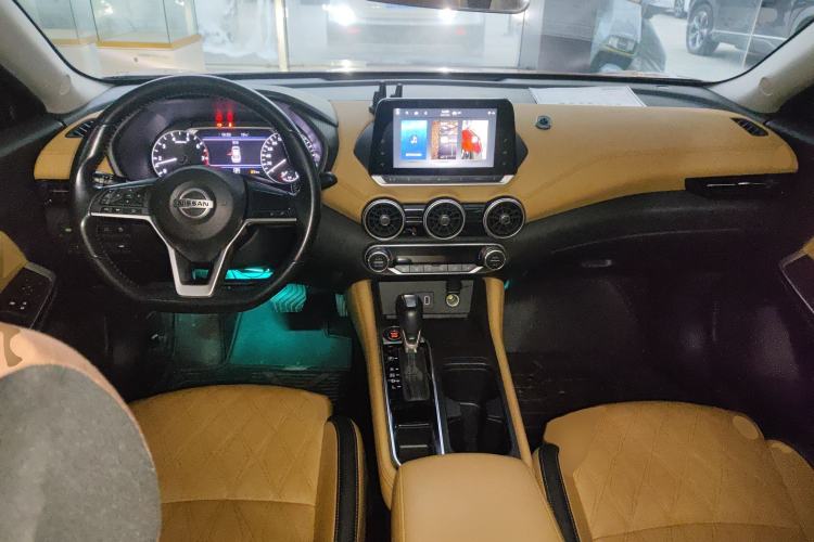 Used Nissan Sylphy 2021 1.6L TOP CVT Luxury Edition Center Console