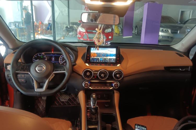 Used Nissan Sylphy 2021 1.6L TOP CVT Luxury Edition Center Console