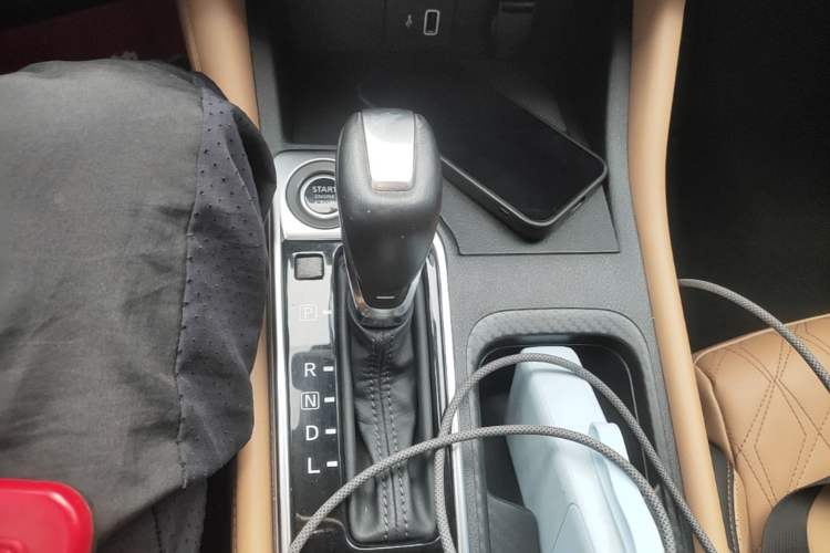 Used Nissan Sylphy 2021 1.6L TOP CVT Luxury Edition Gear Lever