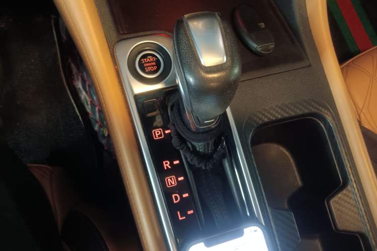 Used Nissan Sylphy 2021 1.6L TOP CVT Luxury Edition Gear Lever
