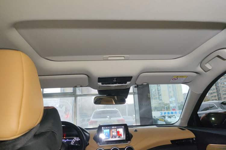 Used Nissan Sylphy 2021 1.6L TOP CVT Luxury Edition Headliner