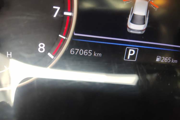 Used Nissan Sylphy 2021 1.6L TOP CVT Luxury Edition Odometer Close Up
