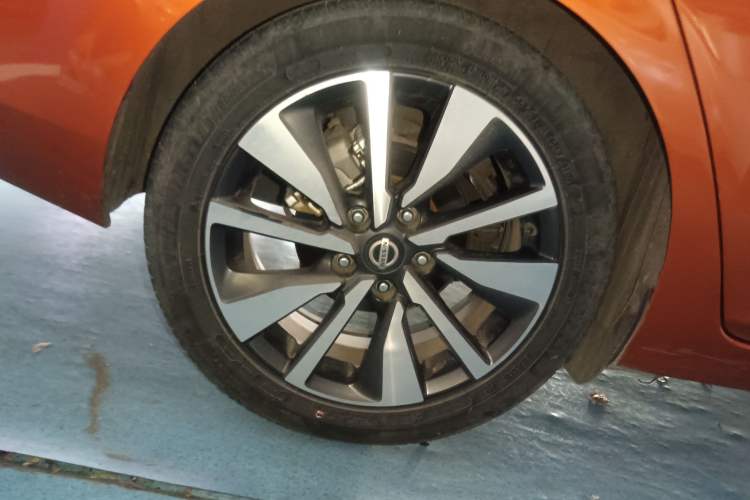 Used Nissan Sylphy 2021 1.6L TOP CVT Luxury Edition Right Rear Wheel Hub