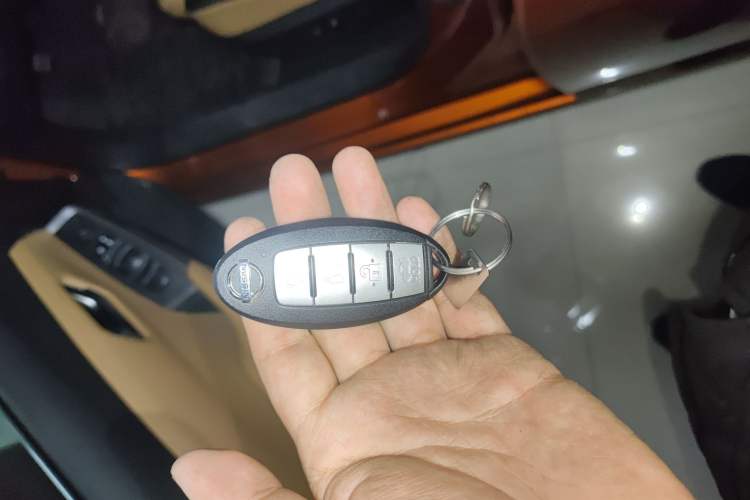 Used Nissan Sylphy 2021 1.6L TOP CVT Luxury Edition Vehicle Key