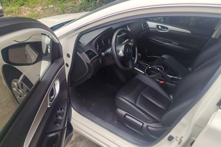 Used Nissan Sylphy 2021 Classic 1.6XE CVT Comfort Edition Driver Seat