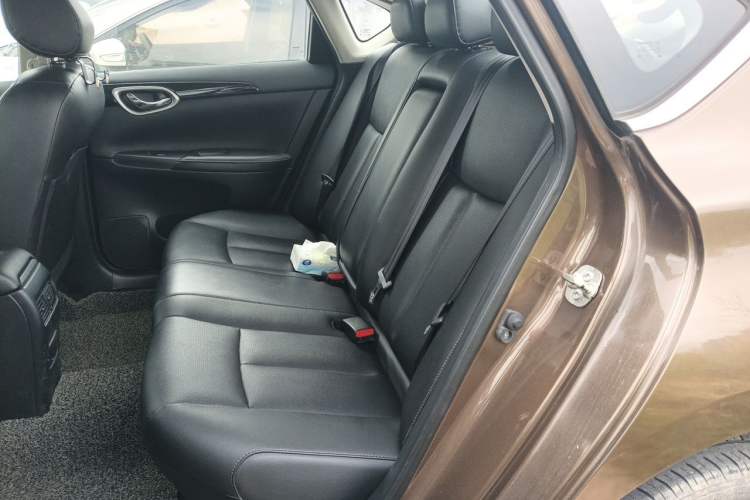 Used Nissan Sylphy 2021 Classic 1.6XL CVT Luxury Edition Left Rear Seat
