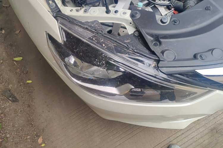 Used Nissan Sylphy 2021 Classic 1.6XE CVT Comfort Edition Right Front Headlight