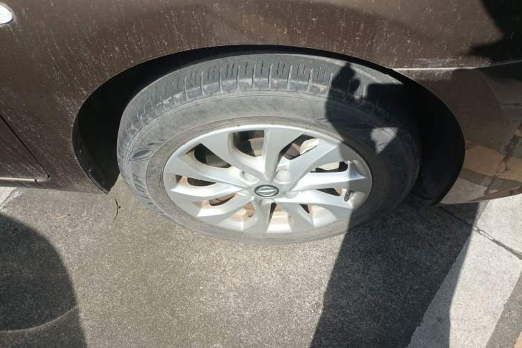 Used Nissan Sylphy 2021 Classic 1.6XL CVT Luxury Edition Right Front Wheel Hub