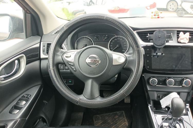 Used Nissan Sylphy 2021 Classic 1.6XL CVT Luxury Edition Steering Wheel
