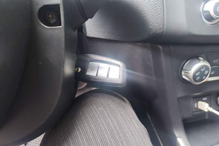 Used Nissan Sylphy 2021 Classic 1.6XE CVT Comfort Edition Vehicle Key