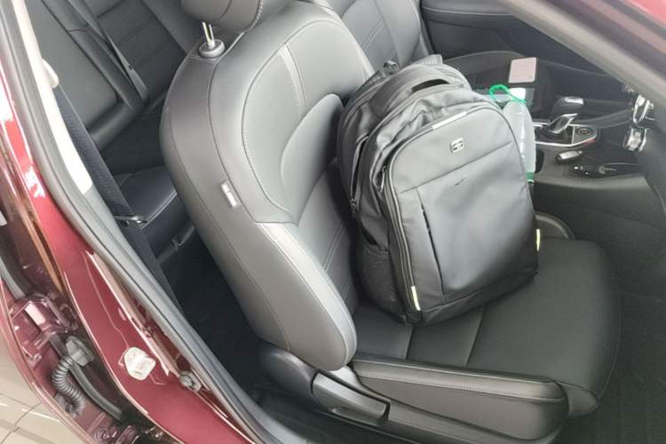 Used Nissan Sylphy 2021 1.6L XL CVT Enjoyment Edition Right Front Seat