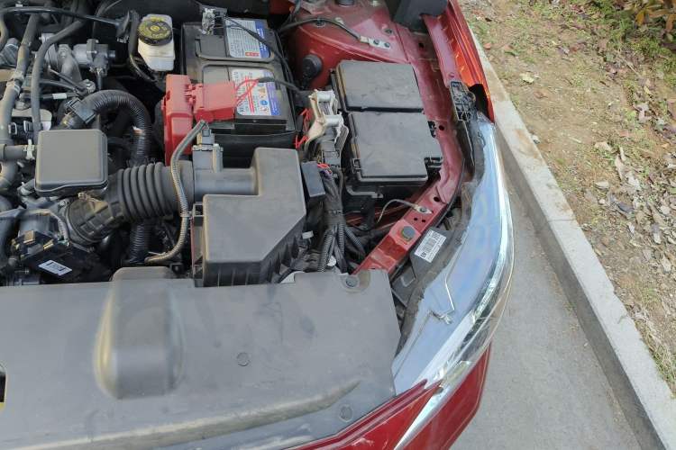 Used Nissan Sylphy 2021 1.6L XL CVT Enjoyment Edition Engine Bay Left