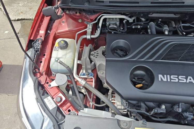Used Nissan Sylphy 2021 1.6L TOP CVT Luxury Edition Engine Bay Right