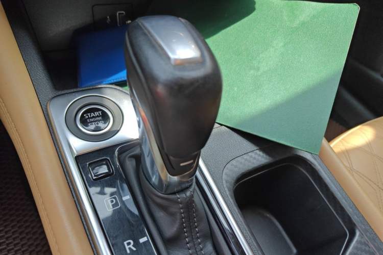 Used Nissan Sylphy 2021 1.6L TOP CVT Luxury Edition Gear Lever