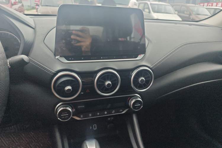 Used Nissan Sylphy 2021 1.6L XL CVT Enjoyment Edition Audio And AC Panel