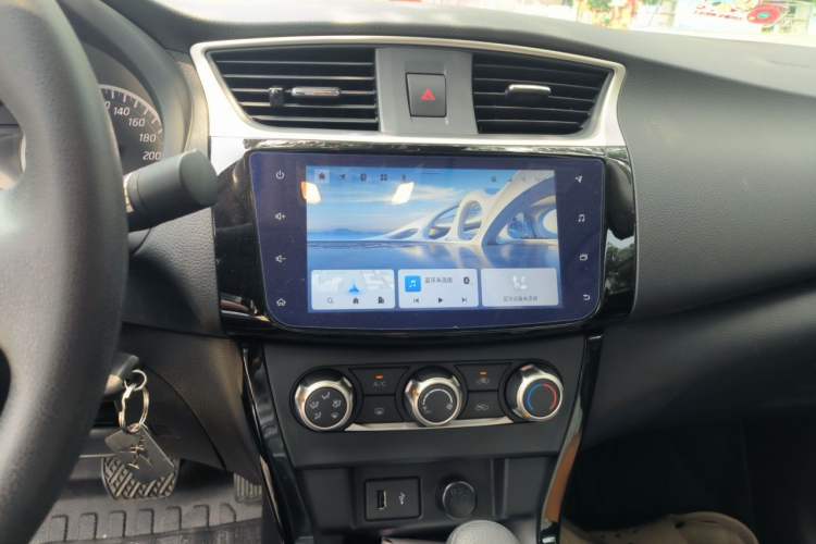 Used Nissan Sylphy 2021 Classic 1.6XL CVT Luxury Edition Audio And AC Panel
