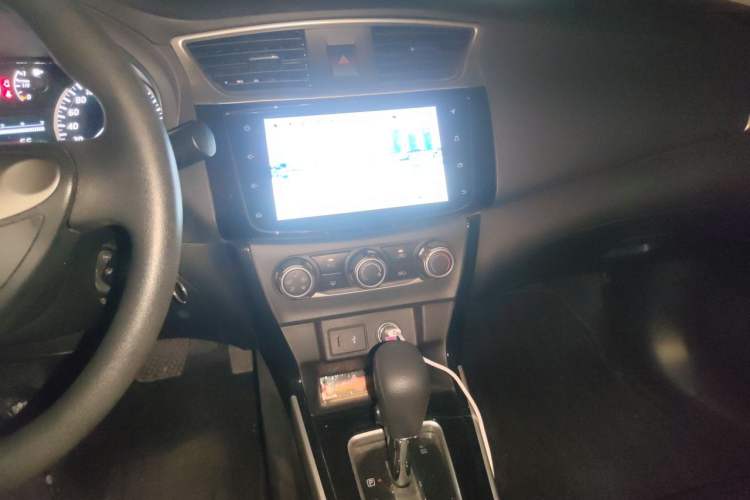 Used Nissan Sylphy 2021 Classic 1.6XL CVT Luxury Edition Audio And AC Panel
