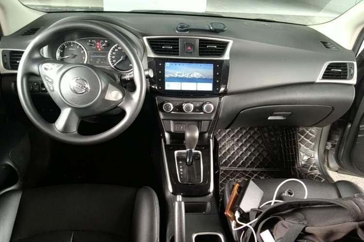 Used Nissan Sylphy 2021 Classic 1.6XL CVT Luxury Edition Center Console