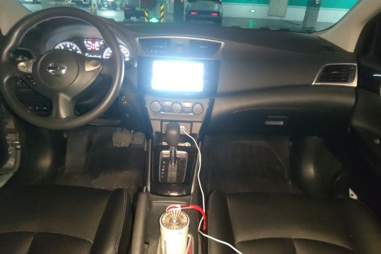 Used Nissan Sylphy 2021 Classic 1.6XL CVT Luxury Edition Center Console