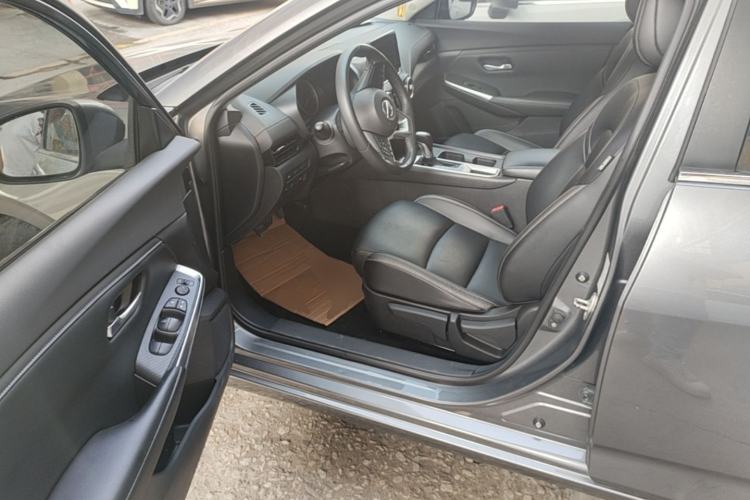 Used Nissan Sylphy 2021 1.6L XL CVT Smart Enjoyment Edition Driver Seat