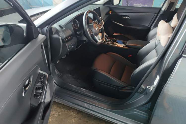 Used Nissan Sylphy 2021 1.6L XL CVT Smart Enjoyment Edition Driver Seat