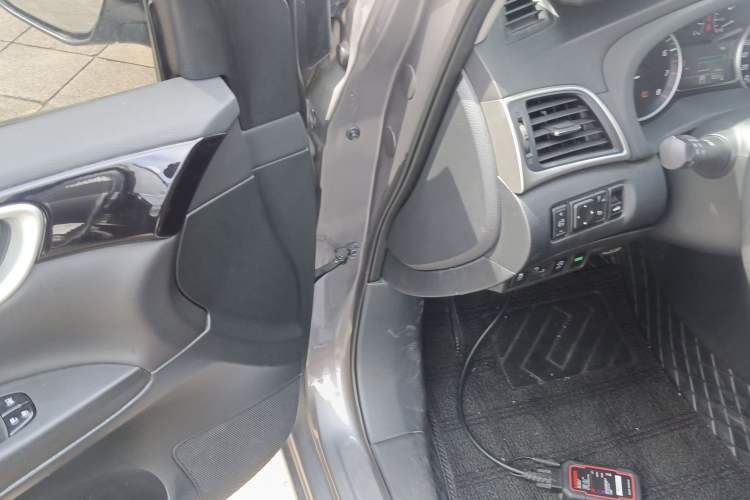 Used Nissan Sylphy 2021 Classic 1.6XL CVT Luxury Edition Driver Seat