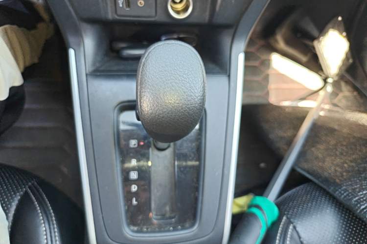 Used Nissan Sylphy 2021 Classic 1.6XE CVT Comfort Edition Gear Lever