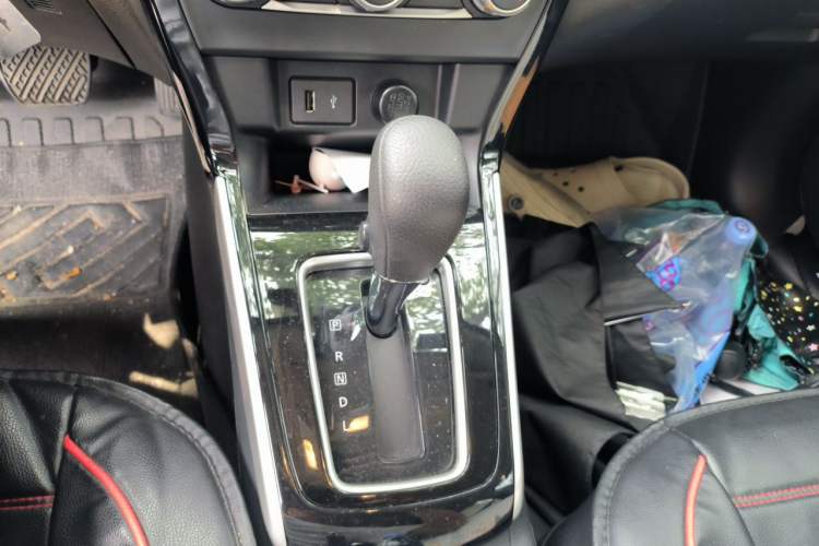 Used Nissan Sylphy 2021 Classic 1.6XL CVT Luxury Edition Gear Lever