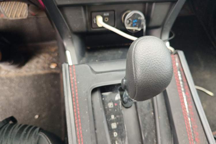 Used Nissan Sylphy 2021 Classic 1.6XE CVT Comfort Edition Gear Lever