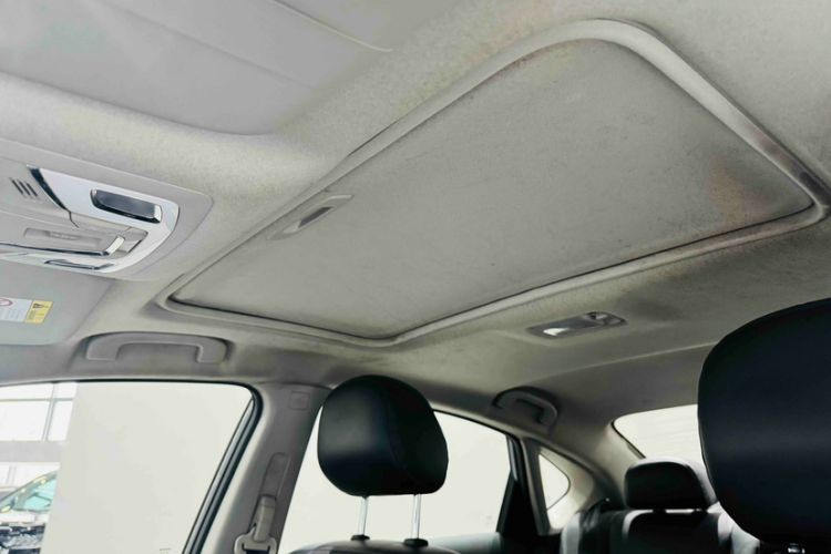 Used Nissan Sylphy 2021 Classic 1.6XL CVT Luxury Edition Headliner