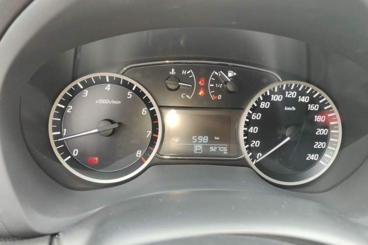 Used Nissan Sylphy 2021 Classic 1.6XE CVT Comfort Edition Instrument Cluster
