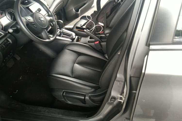 Used Nissan Sylphy 2021 Classic 1.6XL CVT Luxury Edition Left Front Seat