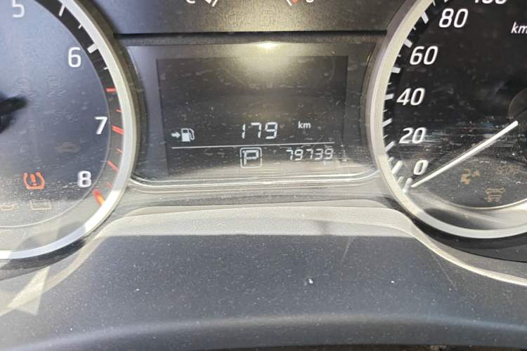 Used Nissan Sylphy 2021 Classic 1.6XE CVT Comfort Edition Odometer Close Up
